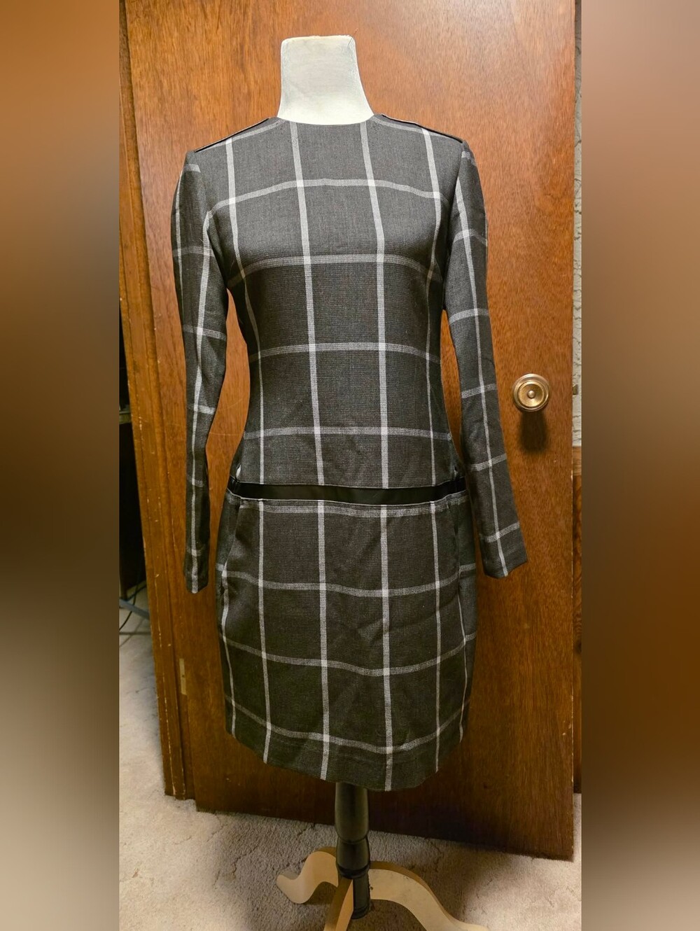 Source Unknown Gray Windowpane Midi Shift Dress